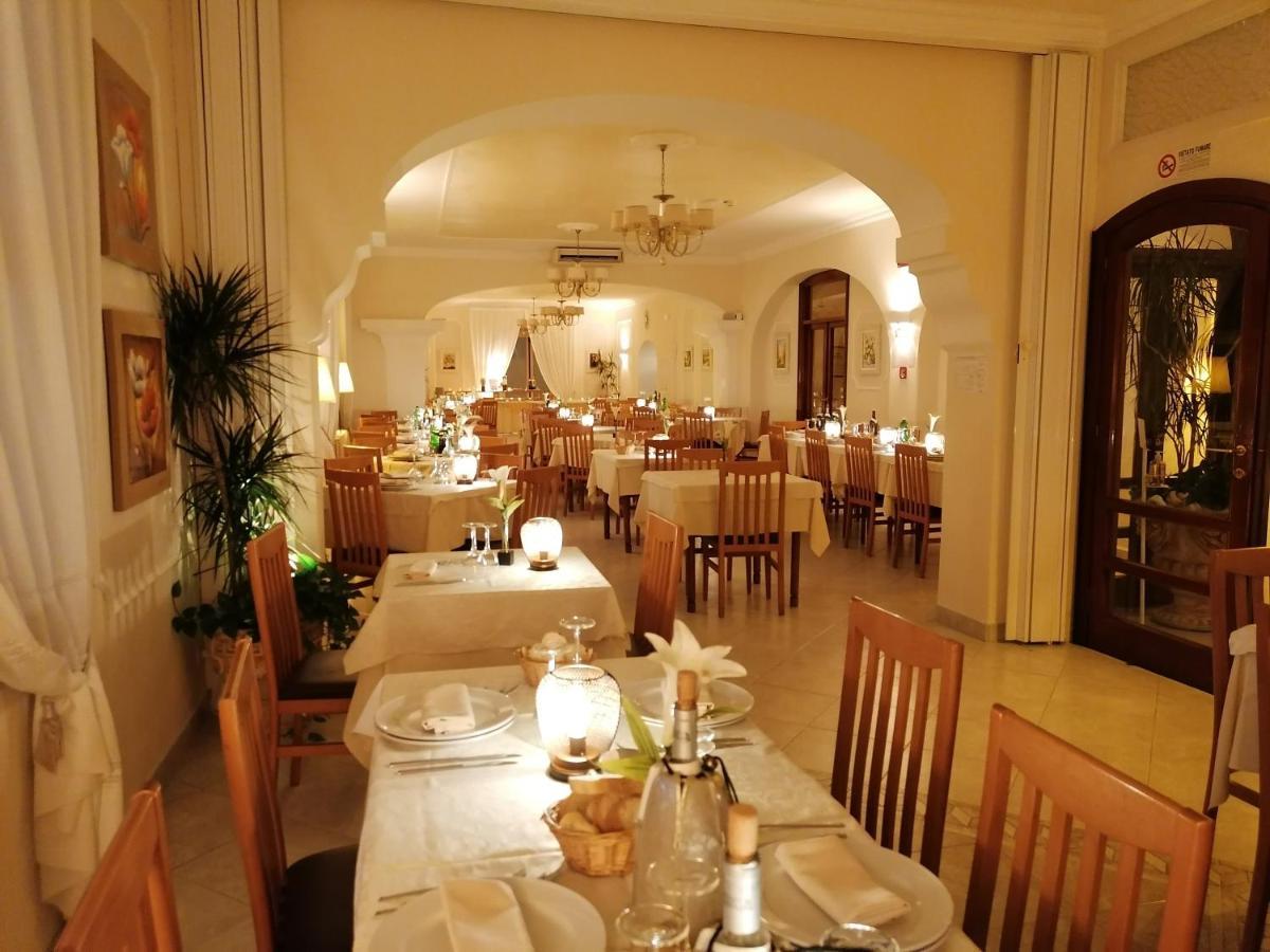Hotel Casa Di Meglio Искья Экстерьер фото