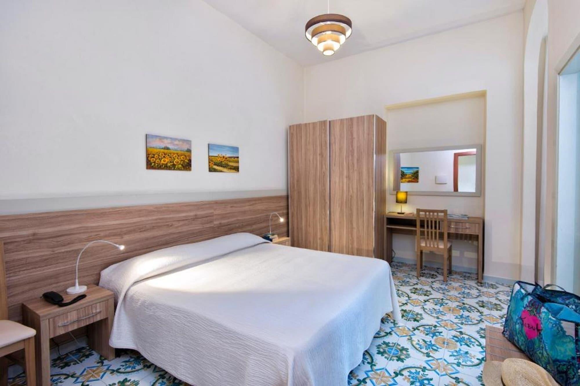 Hotel Casa Di Meglio Искья Экстерьер фото