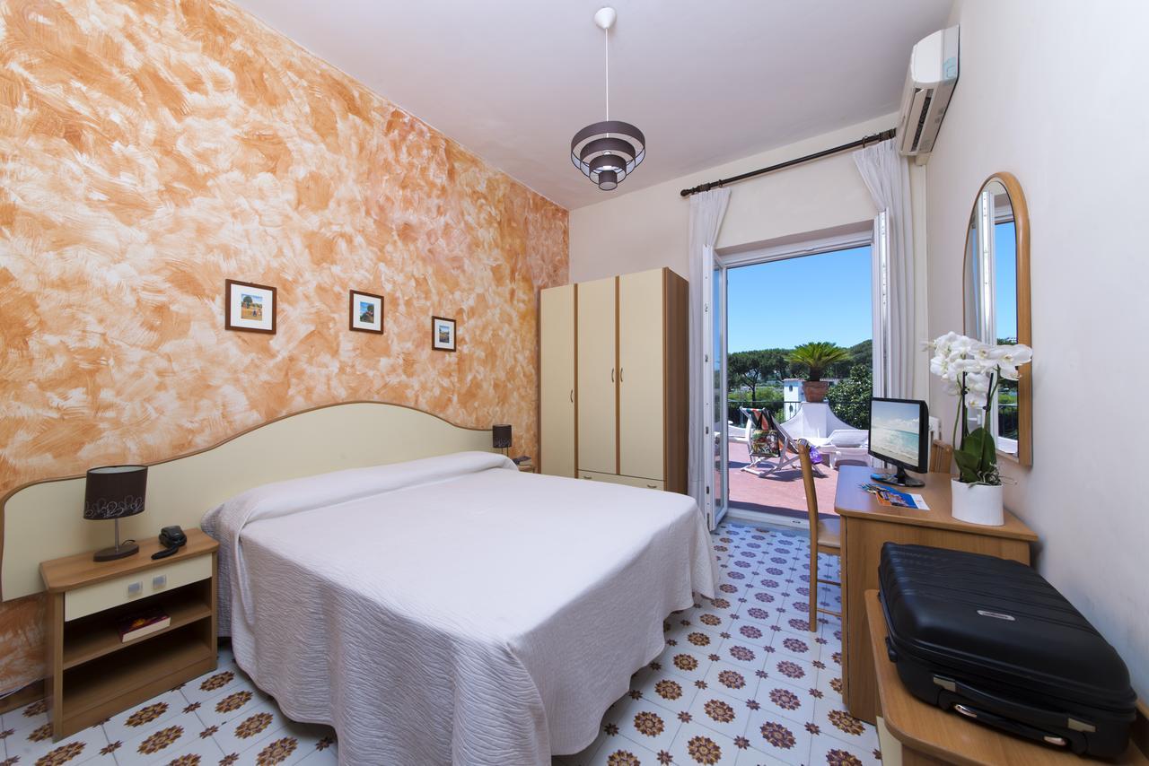 Hotel Casa Di Meglio Искья Экстерьер фото